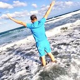 R