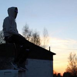 RH
