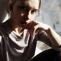 V