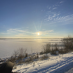 AT